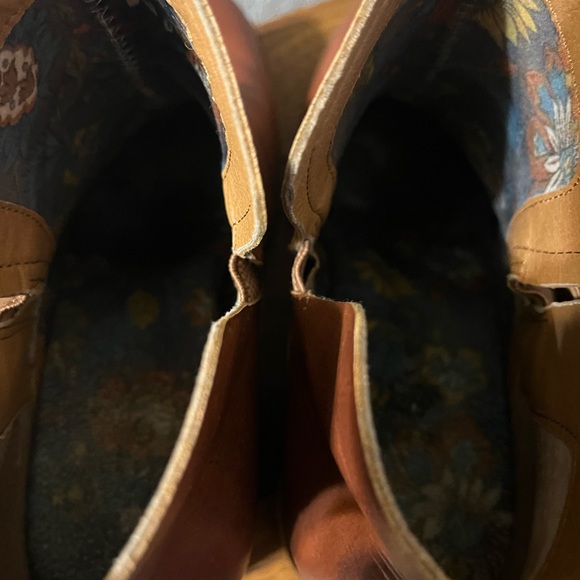 Korks Tan Cognac “Kari Block” Faux Leather Ankle Booties 3” Heel Size 8.5M - Picture 6 of 10